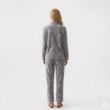✨LANÇAMENTO✨ Pijama Americano Quentinho Peludinho Cinza com Lacinhos