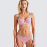 Combo Lala PINK: 01 Conjunto de Renda de Poliamida + 02 Calcinhas Levanta Bumbum + 01 Calcinha modeladora + 01 Sutiã Canelado de Poliamida