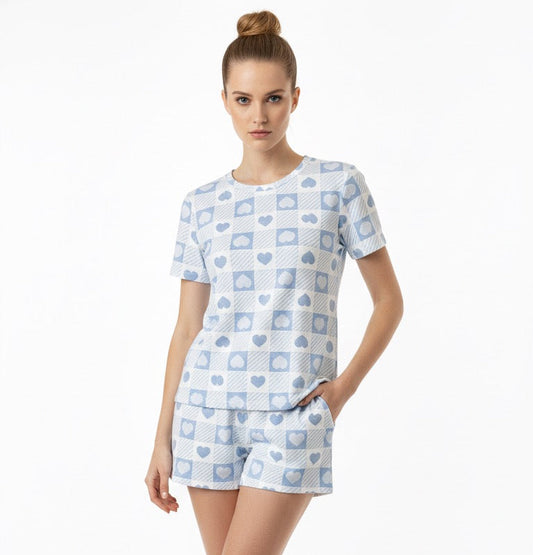 ✨Lançamento✨ Pijama Ultra Comfort de manguinha quadriculado com estampa de corações azuis e brancos