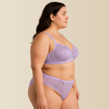 Conjunto Plus Size: Calcinha e Sutiã de Poliamida Alta sustentação