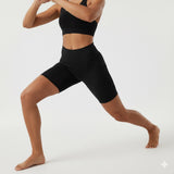 Shortinho meia coxa fitness poliamida premium