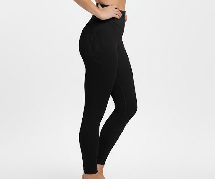 Calça Legging Canelada Poliamida Alta Compressão Black 🖤