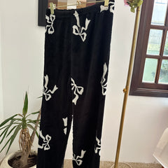 Pijama Quentinho Preto com Lacinhos brancos